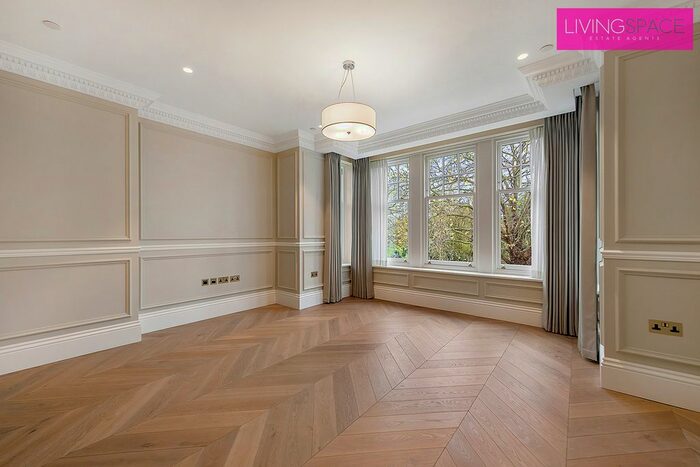 2 Bedroom Flat To Rent In Drury Road, Hadley Wood, EN5