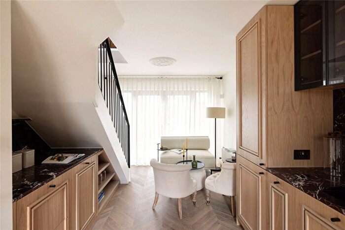1 Bedroom Detached House To Rent In St Quintin Avenue, London, W10