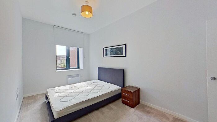 2 Bedroom Flat To Rent In Atkinson Street, Leeds, LS10