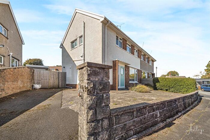 3 Bedroom Semi-Detached House For Sale In Dolgoy Close, West Cross, Swansea, SA3