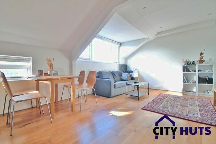 1 Bedroom Flat To Rent In Burghley Road, London, NW5