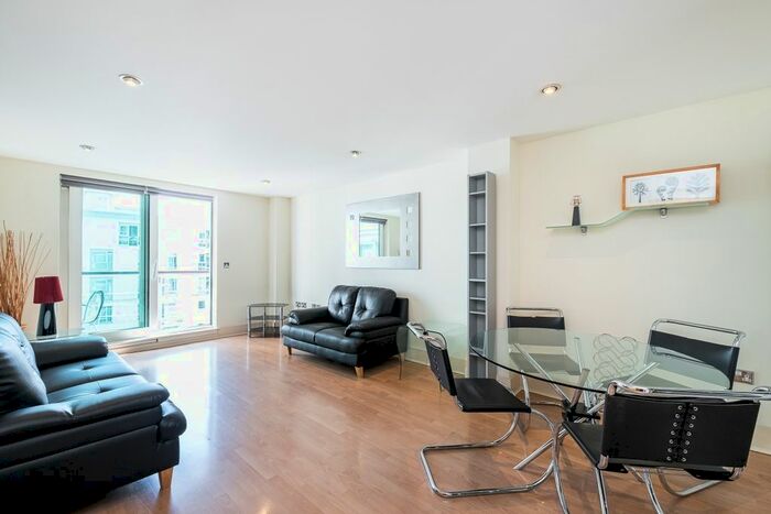 2 Bedroom Flat To Rent In St. George Wharf, London, SW8