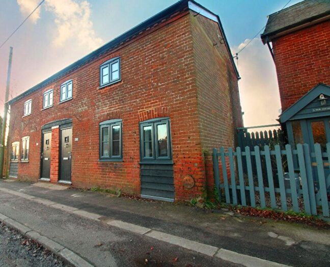 2 Bedroom Cottage To Rent In The Street, Eyke, IP12