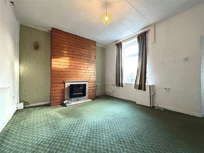 3 Bedroom Terraced House For Sale In Chew Valley Road, Greenfield, Saddleworth, OL3