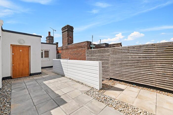 2 Bedroom Apartment For Sale In St Wilfrids Way, Haywards Heath, West Sussex, RH16