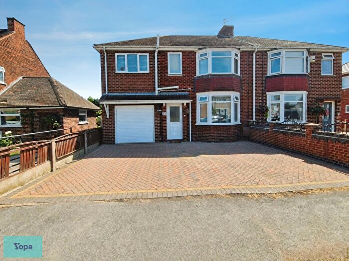 5 Bedroom Semi Detached House For Sale In Devonshire Road, Harworth, Doncaster, DN11