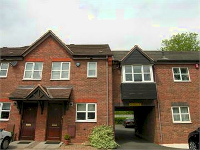 2 Bedroom Town House To Rent In Chester Gardens, Sutton Coldfield, B73