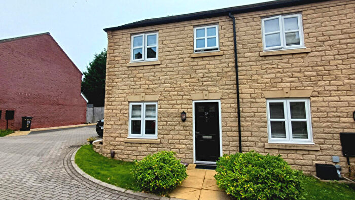 3 Bedroom End Of Terrace House For Sale In Peakforest Road, Marple, SK6