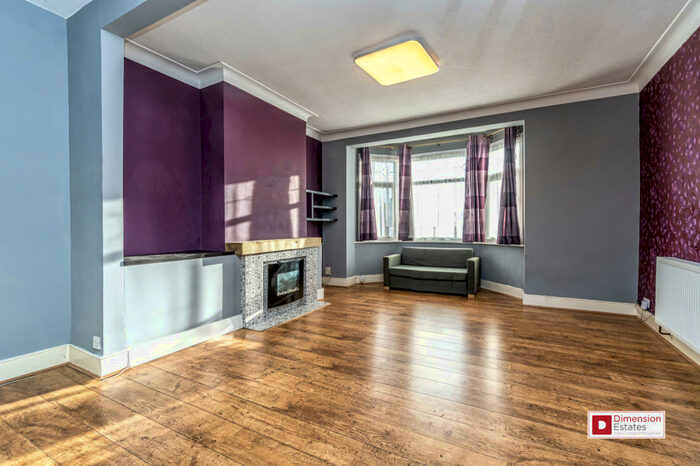3 Bedroom Terraced House To Rent In Winchester Road, Highams Park, London, E4
