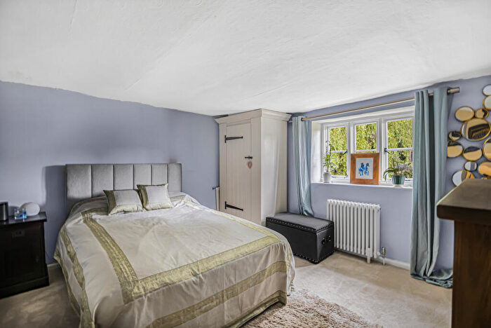 3 Bedroom Terraced House For Sale In Victoria Road, Wargrave, RG10
