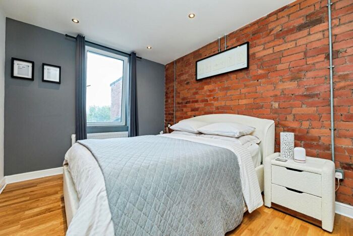 4 Bedroom Detached House For Sale In King Street, Hoyland, Barnsley, S74