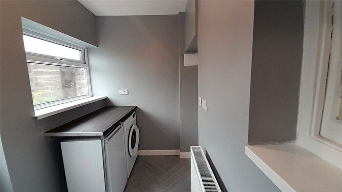 2 Bedroom End Of Terrace House To Rent In Windsor Street, Pentre, Rhondda Cynon Taff, CF41