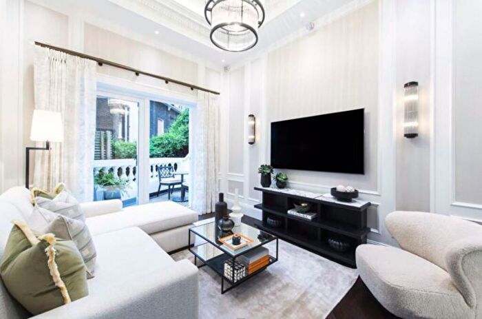 2 Bedroom Property To Rent In Prince Of Wales Terrace, London, W8