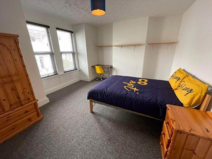 3 Bedroom Terraced House To Rent In Whippingham Road, Brighton, BN2