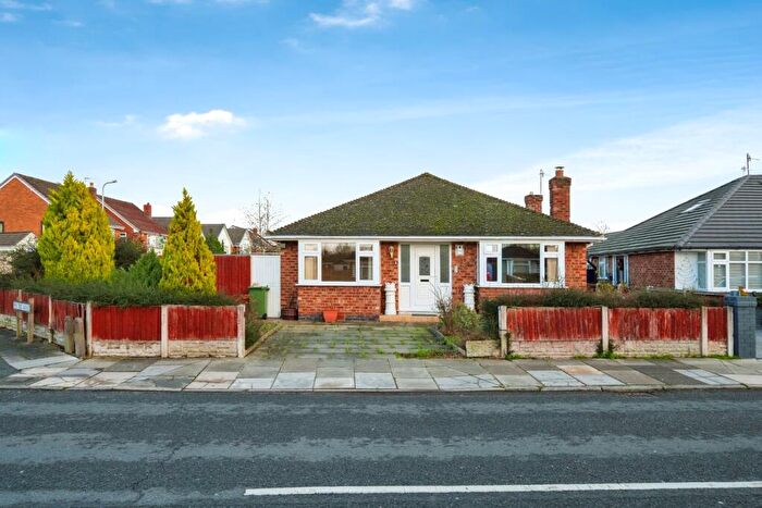 3 Bedroom Detached Bungalow For Sale In Noctorum Avenue, Prenton, CH43