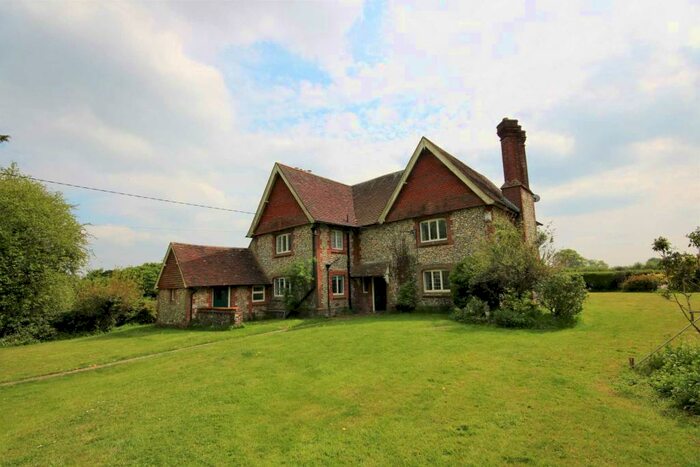 4 Bedroom Farm House To Rent In Wolfes Lane, Chawton, Nr Alton, Hampshire, GU34