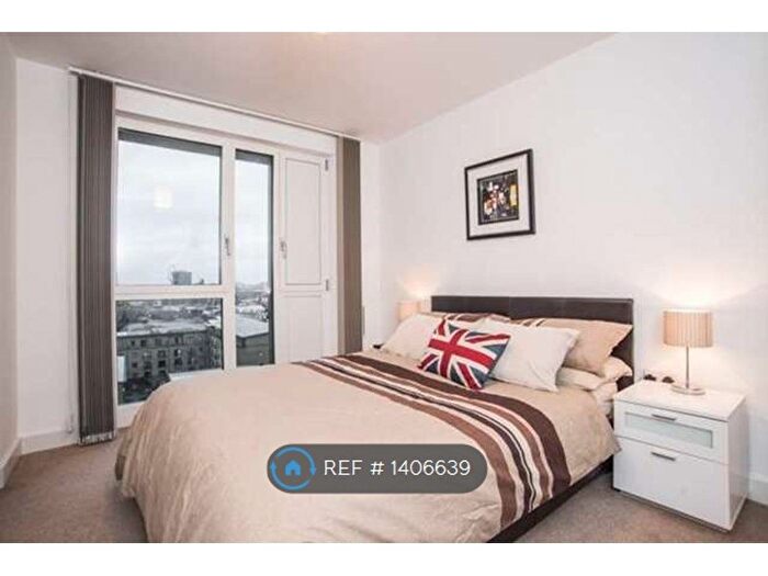 3 Bedroom Flat To Rent In Hannaford Walk, London, E3