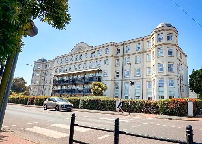 1 Bedroom Flat To Rent In Marine Parade West, Clacton On Sea, CO15