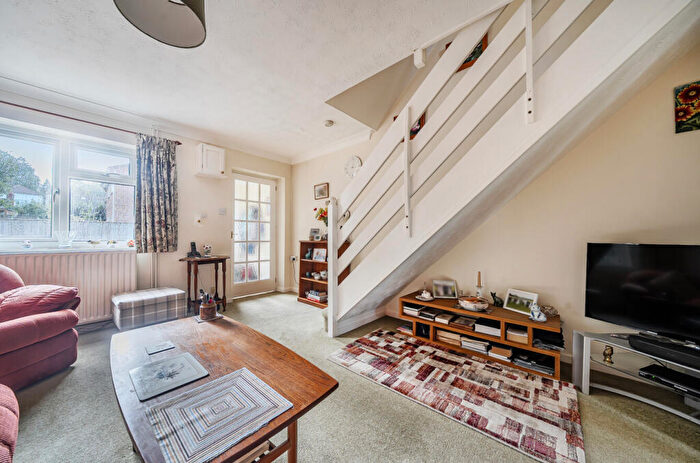 2 Bedroom Semi-Detached House For Sale In Puttocks Close, Haslemere, West Sussex, GU27