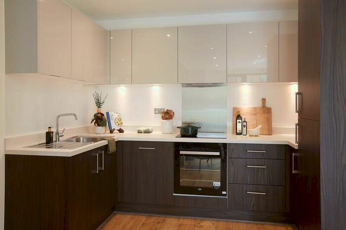 2 Bedroom Flat To Rent In Carver House, Alpini Road, NW9