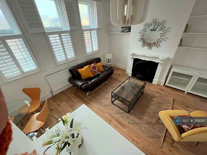 2 Bedroom Flat To Rent In Kirkdale, London, SE26