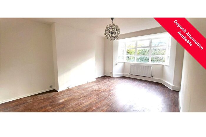 2 Bedroom Flat To Rent In Borrodaile Road, London, SW18