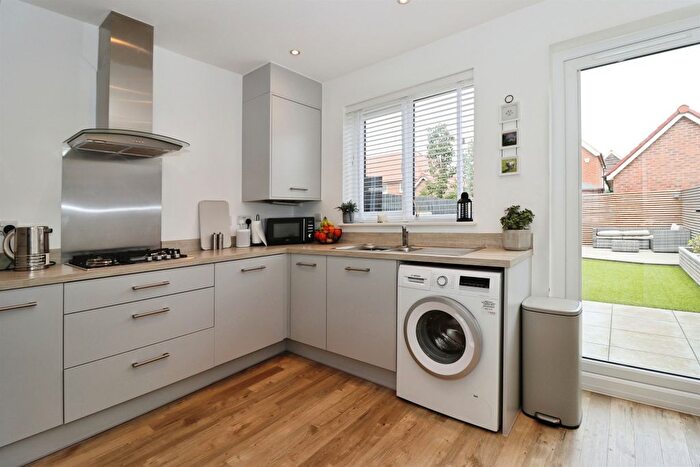 3 Bedroom Terraced House For Sale In Mustoe Road, Frenchay, Bristol, BS16