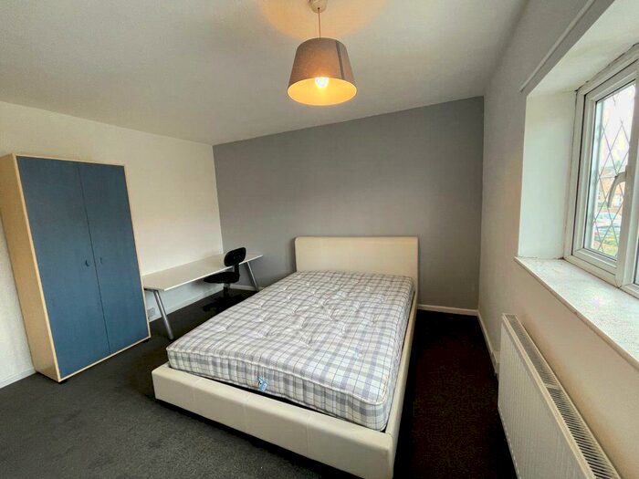 5 Bedroom House Of Multiple Occupation To Rent In Blackbrook Road, Loughborough, LE11