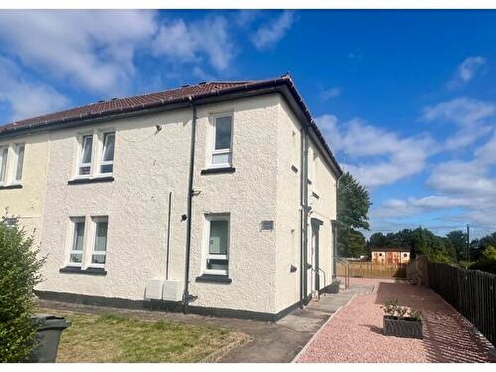 2 Bedroom Flat To Rent In Gateside Avenue, Cambuslang, G72