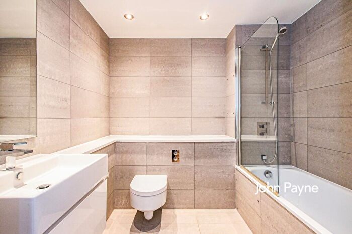 1 Bedroom Flat To Rent In Fenn Mansions London, SE18