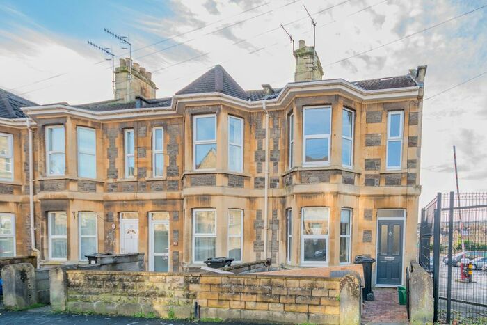 2 Bedroom Maisonette To Rent In Arlington Road, Bath BA2