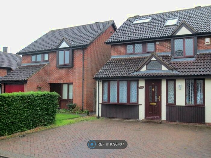 4 Bedroom Detached House To Rent In Alexander Close, Abingdon, OX14