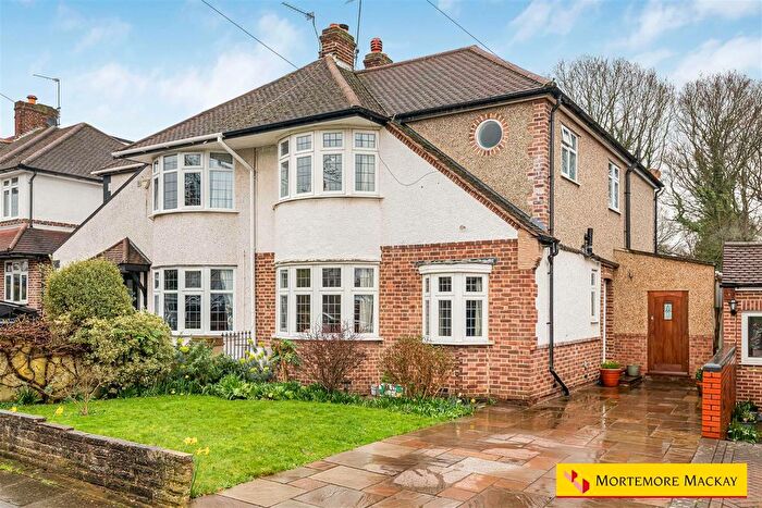 4 Bedroom Semi Detached House For Sale In Uplands Way, London, N21