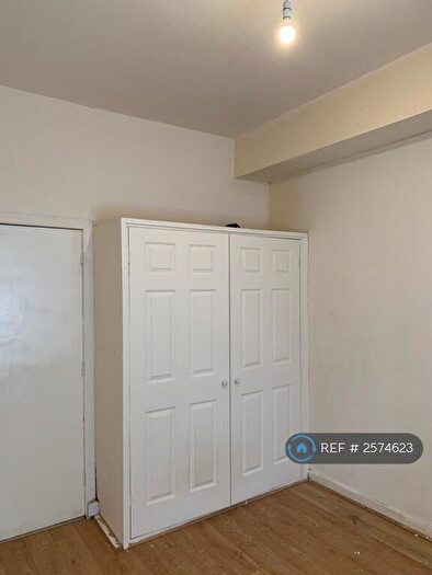 1 Bedroom Flat To Rent In Hillfoot Street, Dunoon, PA23