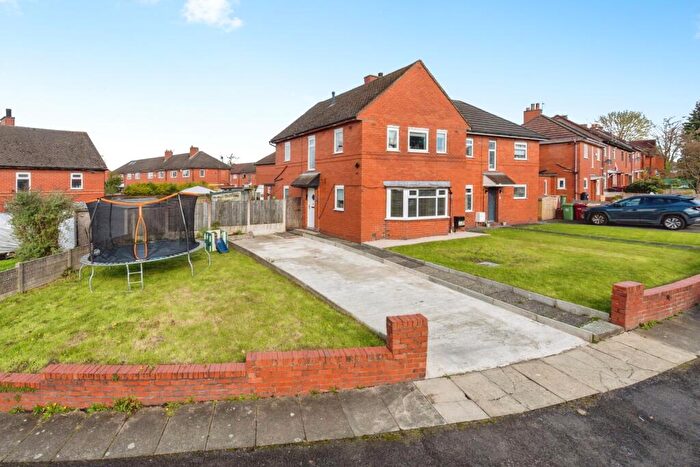 3 Bedroom Semi-Detached House For Sale In Townsfield Road, Bolton, Lancashire, BL5