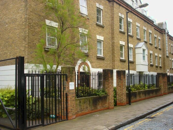 1 Bedroom Flat To Rent In Stepney Green, London, E1