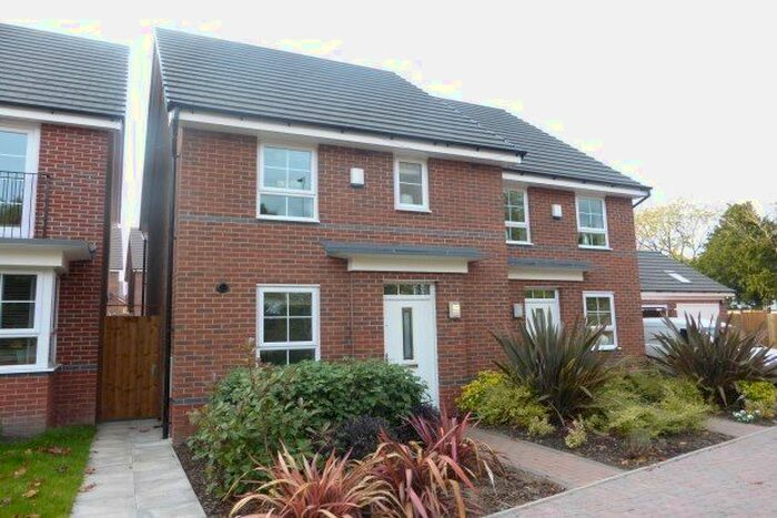 3 Bedroom Semi-Detached House To Rent In Walkers Heath Road, Birmingham, B38