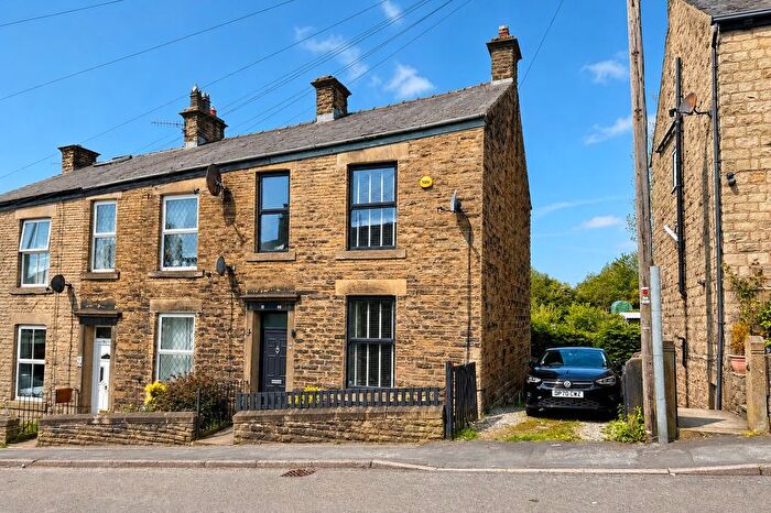 3 Bedroom End Terrace House For Sale In New Road, Tintwistle, SK13