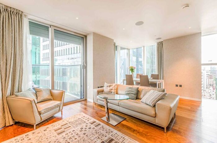 2 Bedroom Flat To Rent In Moor Lane, Barbican, London, EC2Y