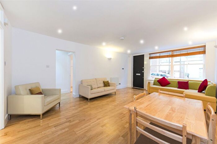 2 Bedroom Flat To Rent In Canfield Place, West Hampstead, NW6