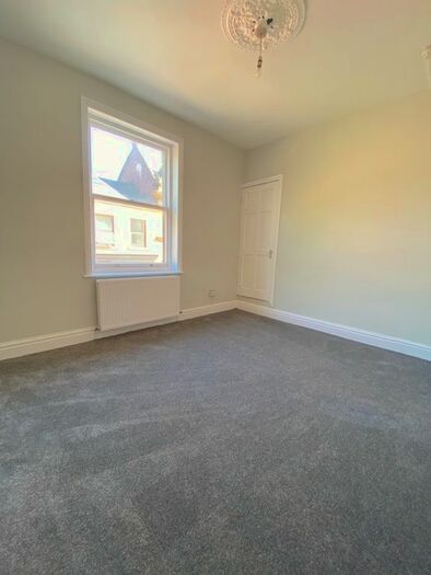 1 Bedroom Studio To Rent In Burnley Road East, Rossendale, BB4