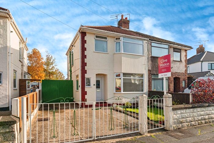 3 Bedroom Semi-Detached House For Sale In Thornleigh Drive, Ellesmere Port, Cheshire, CH66