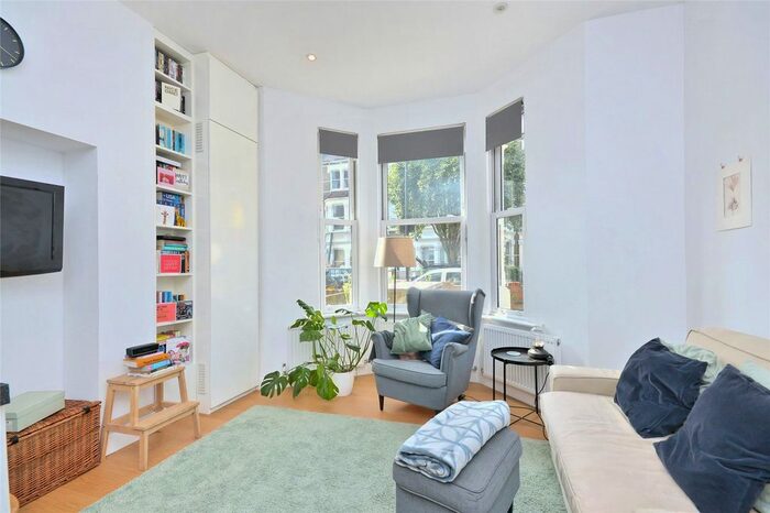3 Bedroom Flat To Rent In Croxley Road, London, W9