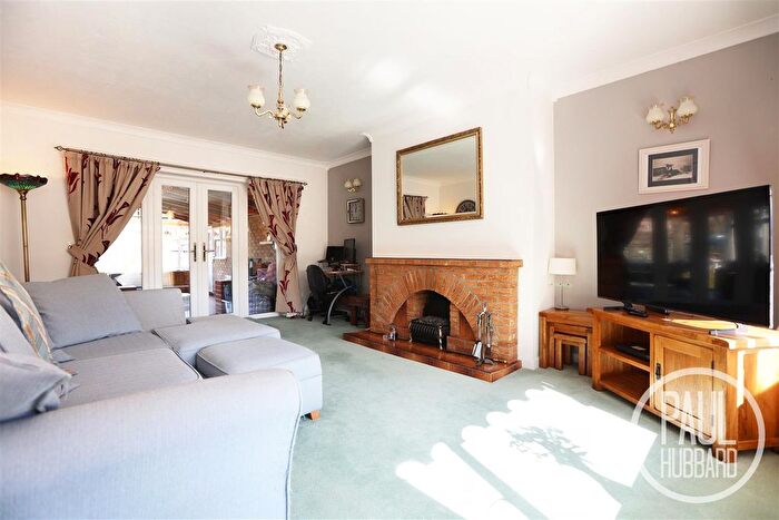 2 Bedroom Detached Bungalow For Sale In Fairfield Drive, Lowestoft, NR33