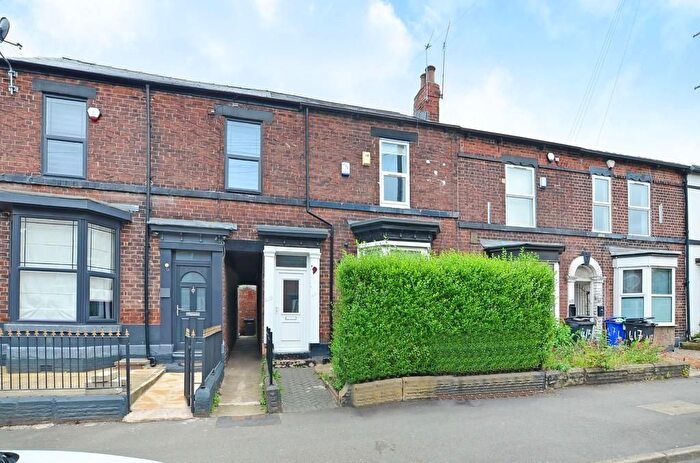 3 Bedroom Semi-Detached House To Rent In Shoreham Street, Sheffield, S2