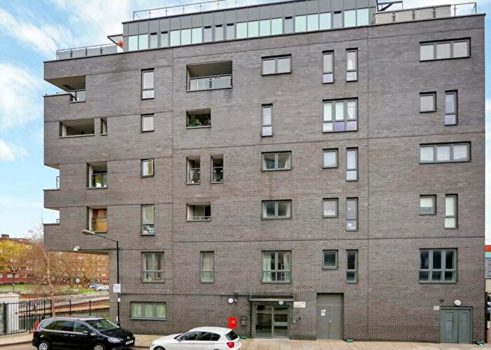 2 Bedroom Flat To Rent In Repton Street, Limehouse, London, E14
