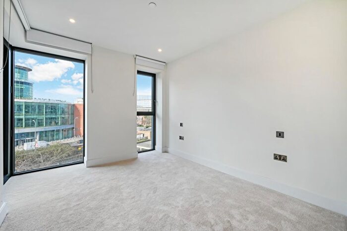 1 Bedroom Flat To Rent In Westmont Apartments, White City Living, London, W12