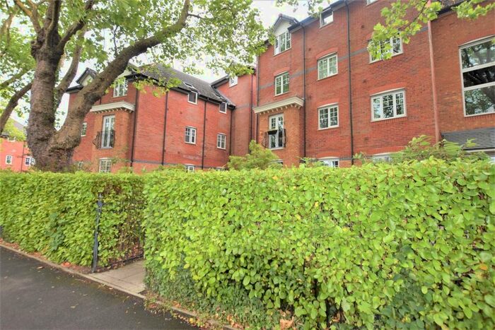 2 Bedroom Apartment To Rent In Burnage Lane, Manchester, M19