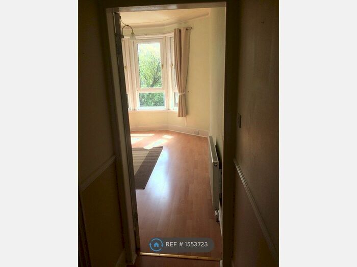1 Bedroom Flat To Rent In Cathcart Road, Glasgow, G42