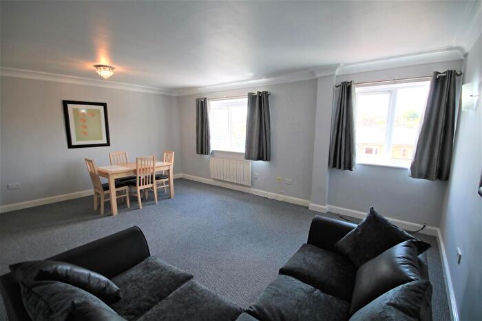 2 Bedroom Flat To Rent In Rosiers Court, St Dunstans Street (Student Accommodation -), CT2